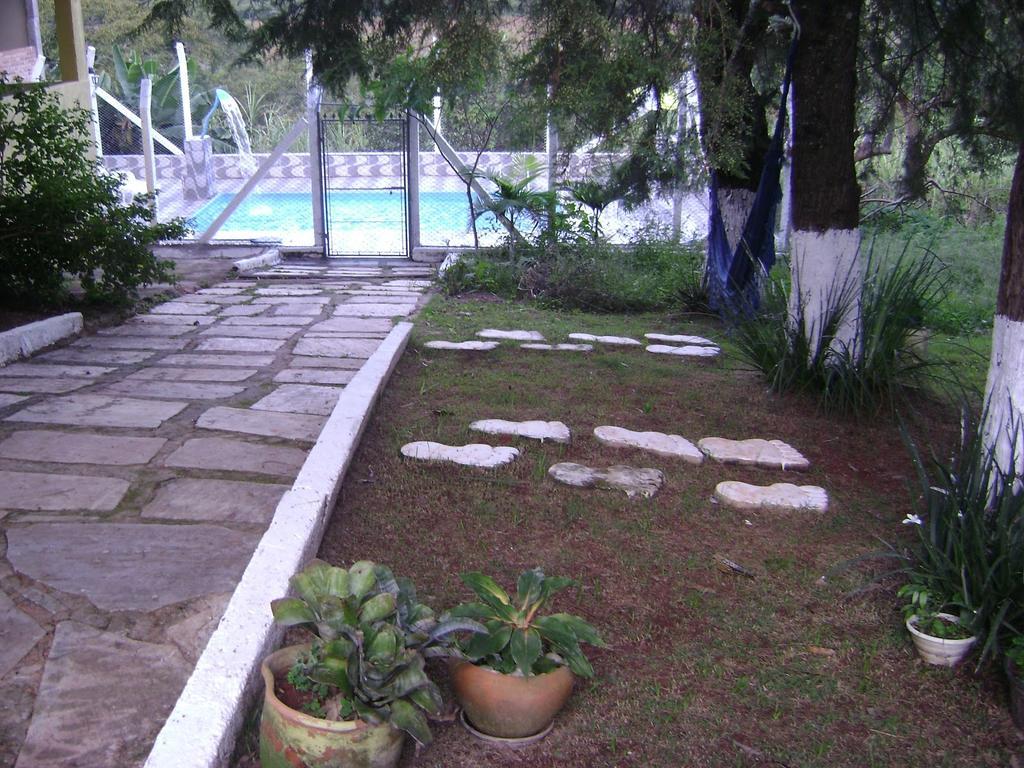 Pousada Dos Tucanos Sao Tome das Letras Exterior photo
